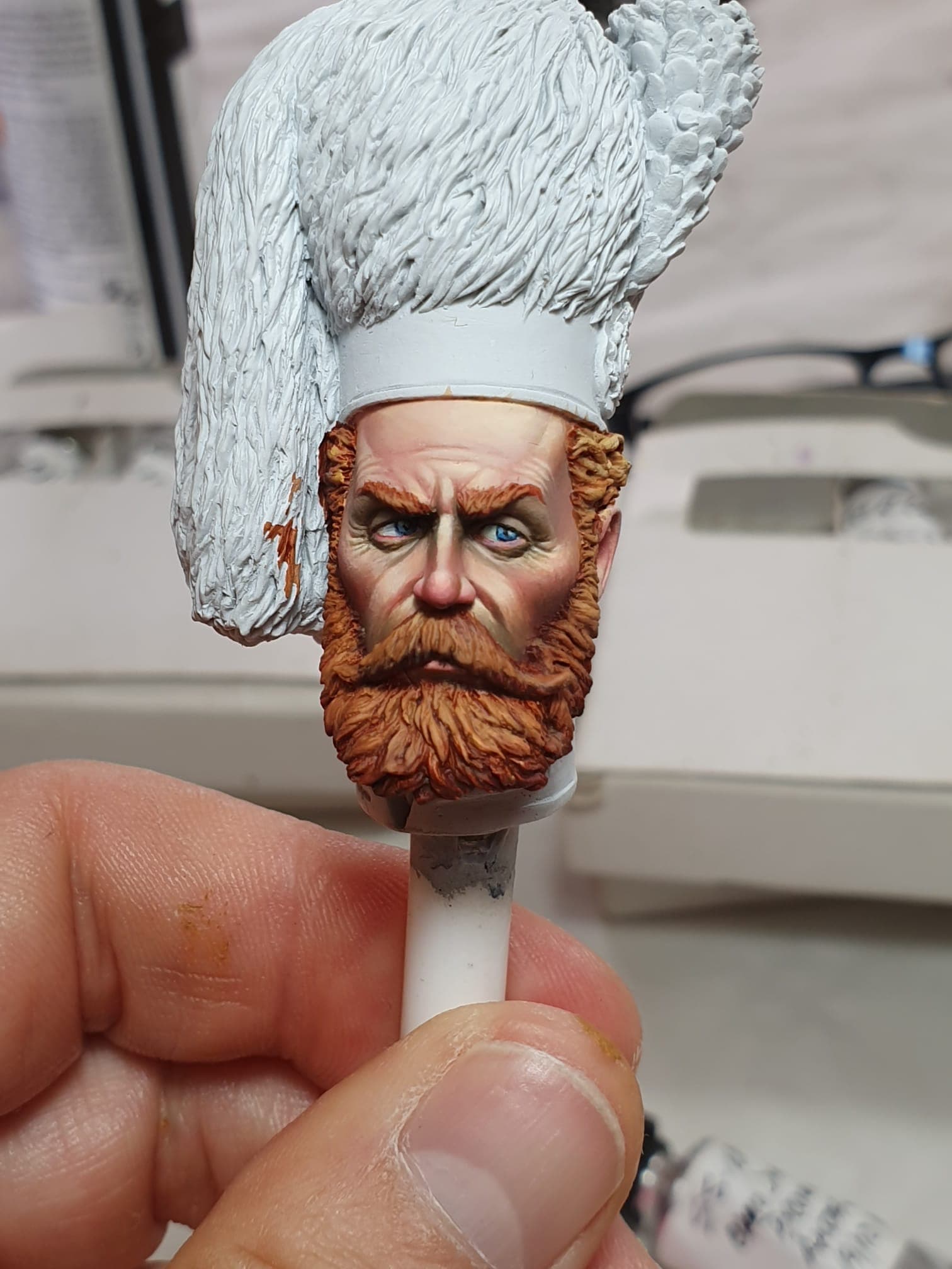 Busto en proceso de pintura, tercera fase
